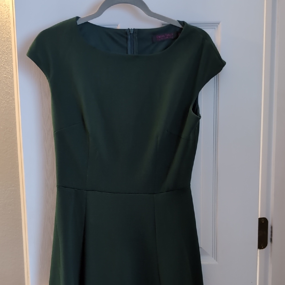 Chic Forest Green Midi Dress